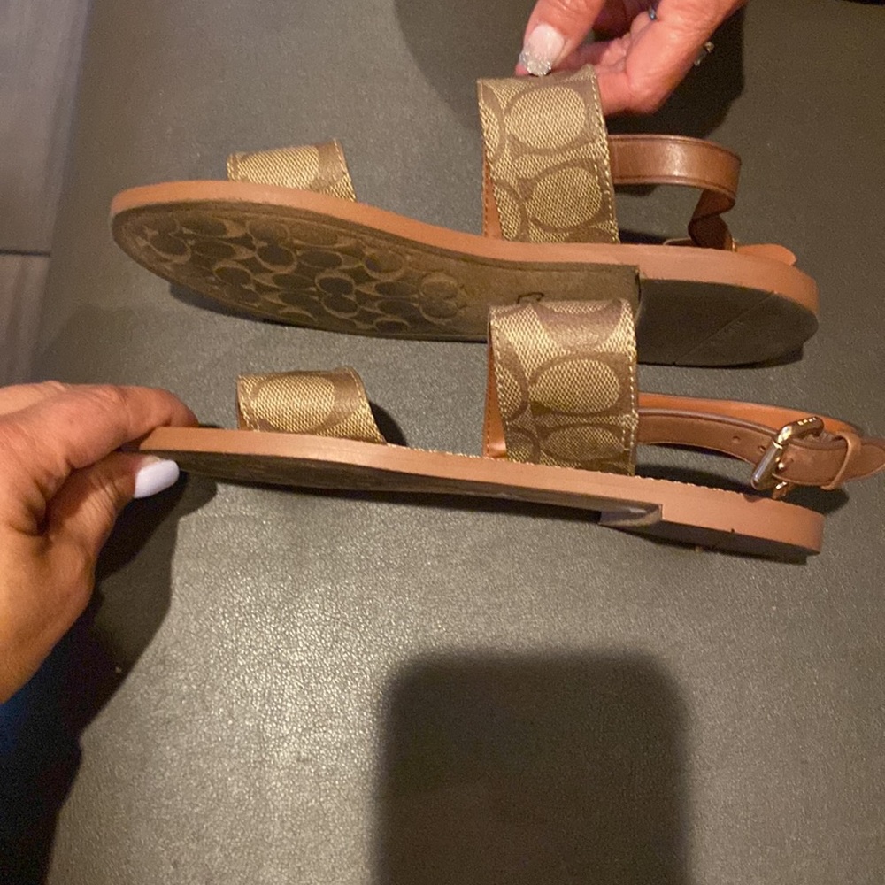 Coach Henry Sandal - Picture 4 of 4